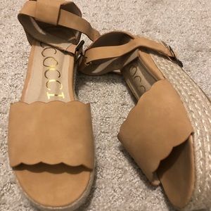 Wedge platform scallop